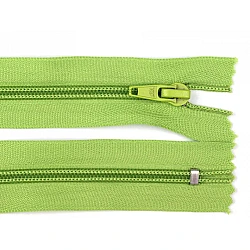 Nylon zipper, no 5, open-end 45 cm jacket pol - Green light (1 Piece)