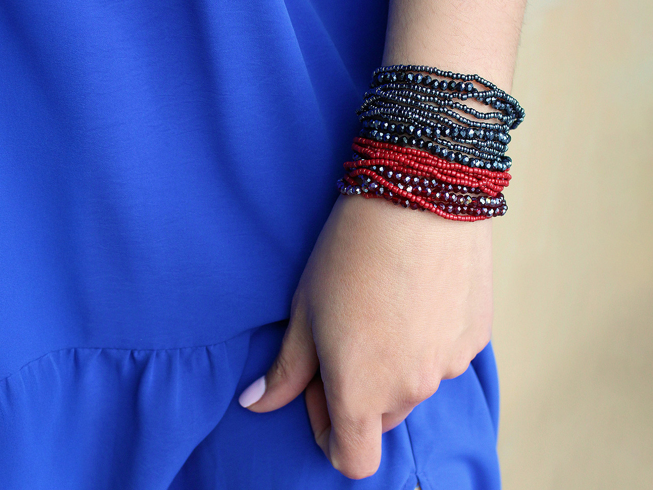 Elastic bracelets made of seed beads and cut beads, set of 10 pieces - Silver (1 Set)