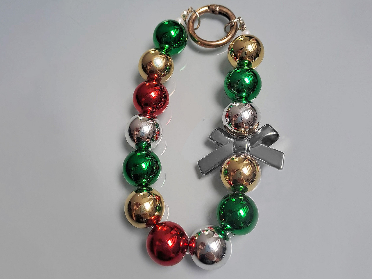 Component / bead for making pendants, bow 20x34 mm - Gray hematite (5 Pieces)