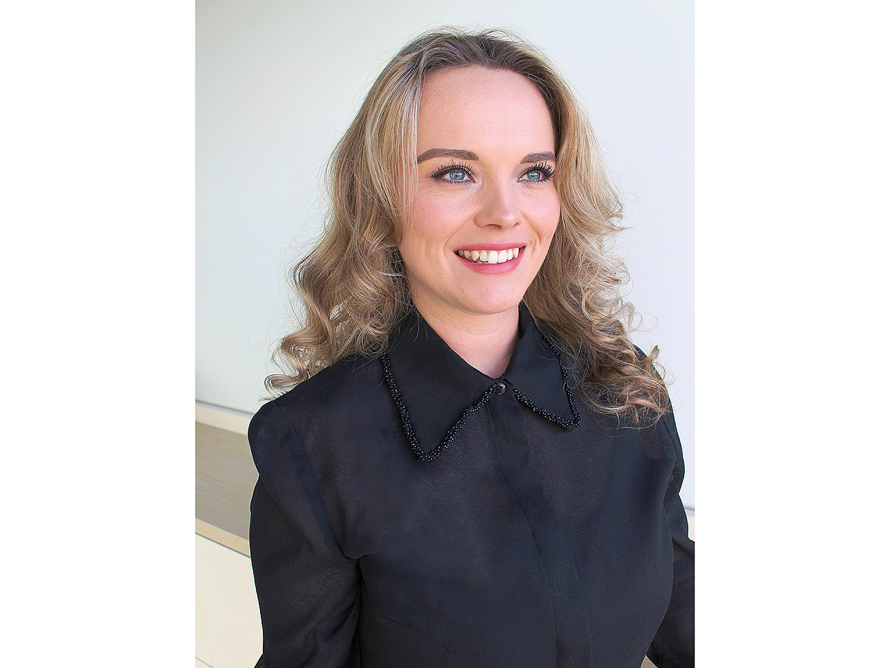 Polyester insertion piping with seed beads, width 15 mm - Off white (1 Meter)