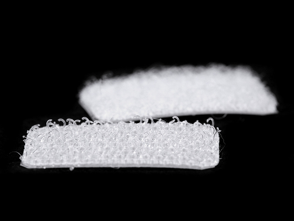 Hook and loop self adhesive rectangles 15x25 mm - White (1 Card)