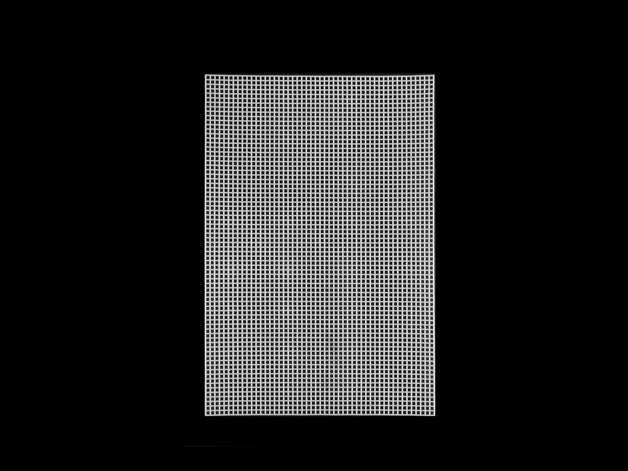 Plastic canvas grid for tapiko 20.2x30.4 cm - Black (1 Piece)